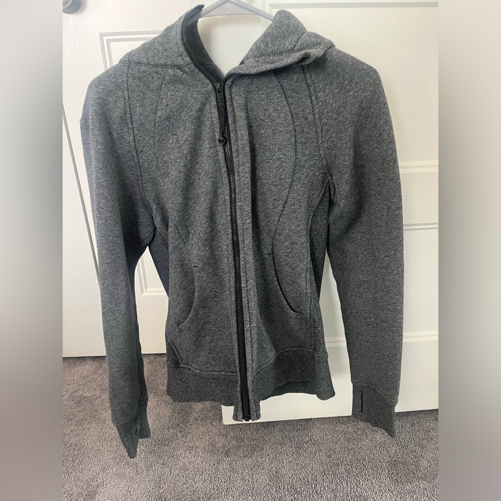 Lululemon heather grey jacket